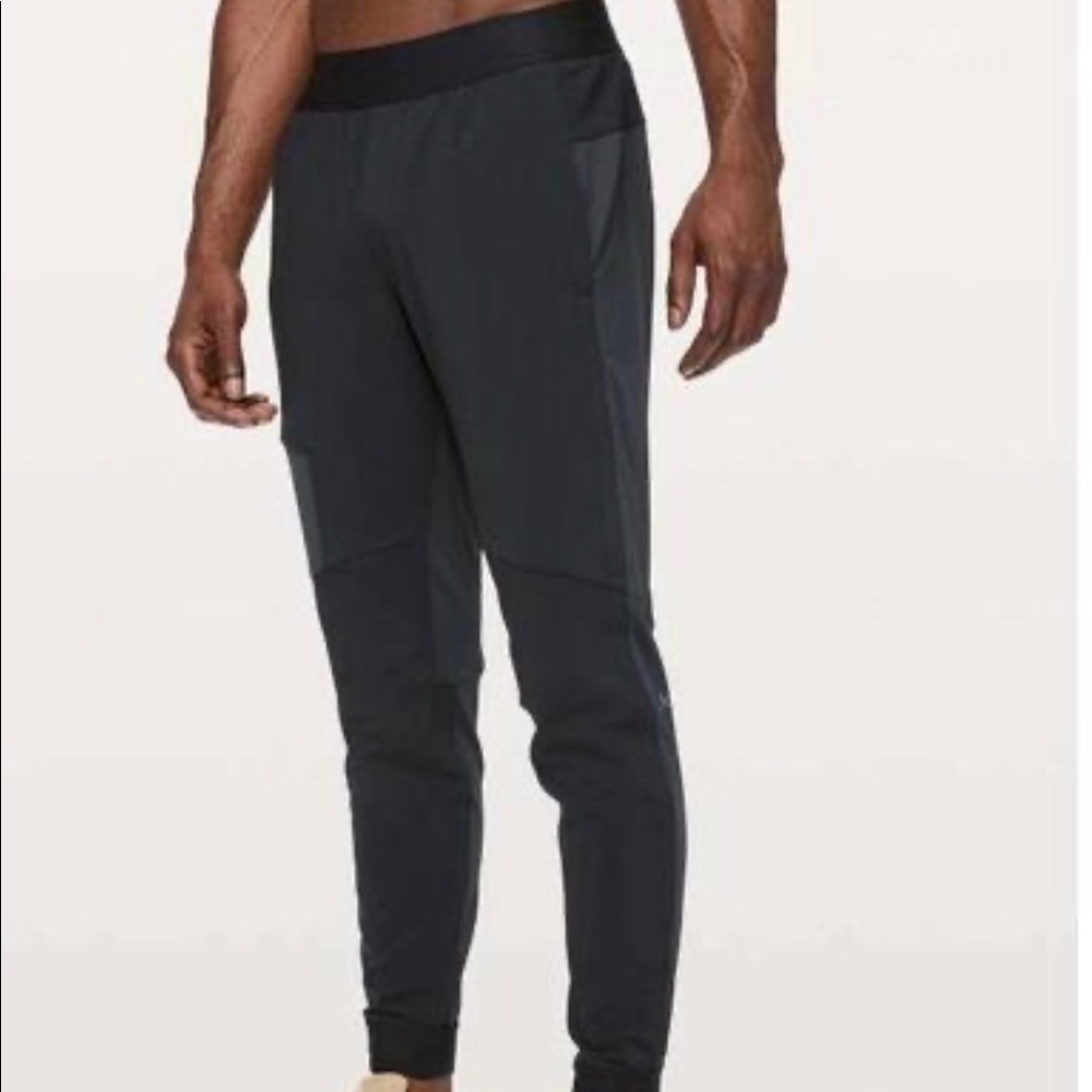 Men’s Lululemon Cross Challenger Jogger